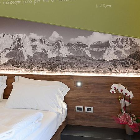 Dolomeet Boutique Hotel Pinzolo Εξωτερικό φωτογραφία