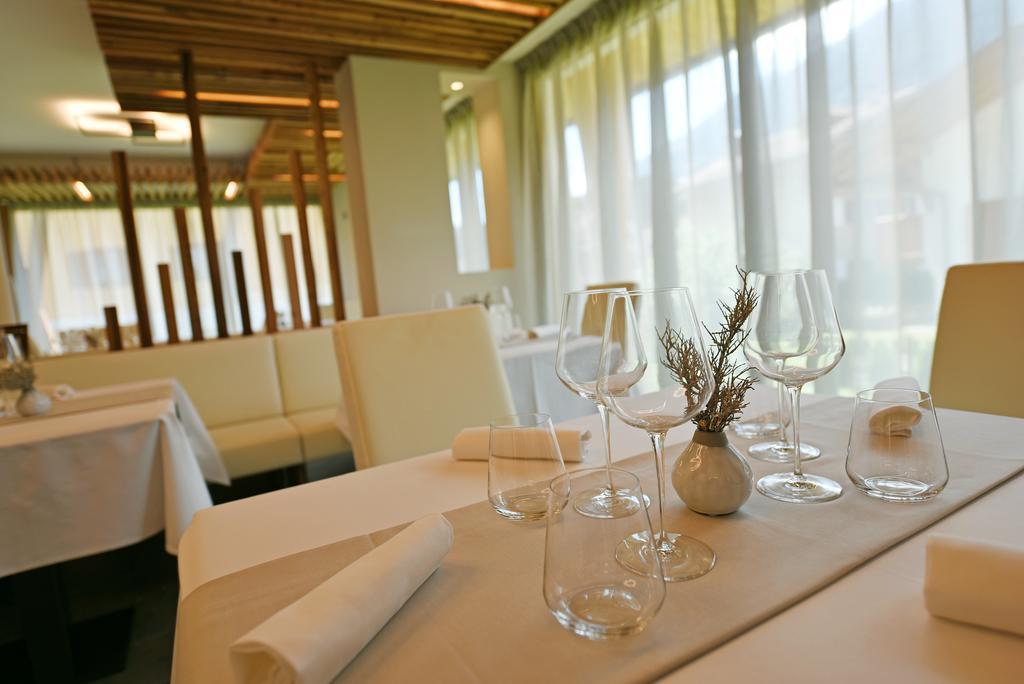 Dolomeet Boutique Hotel Pinzolo Εξωτερικό φωτογραφία